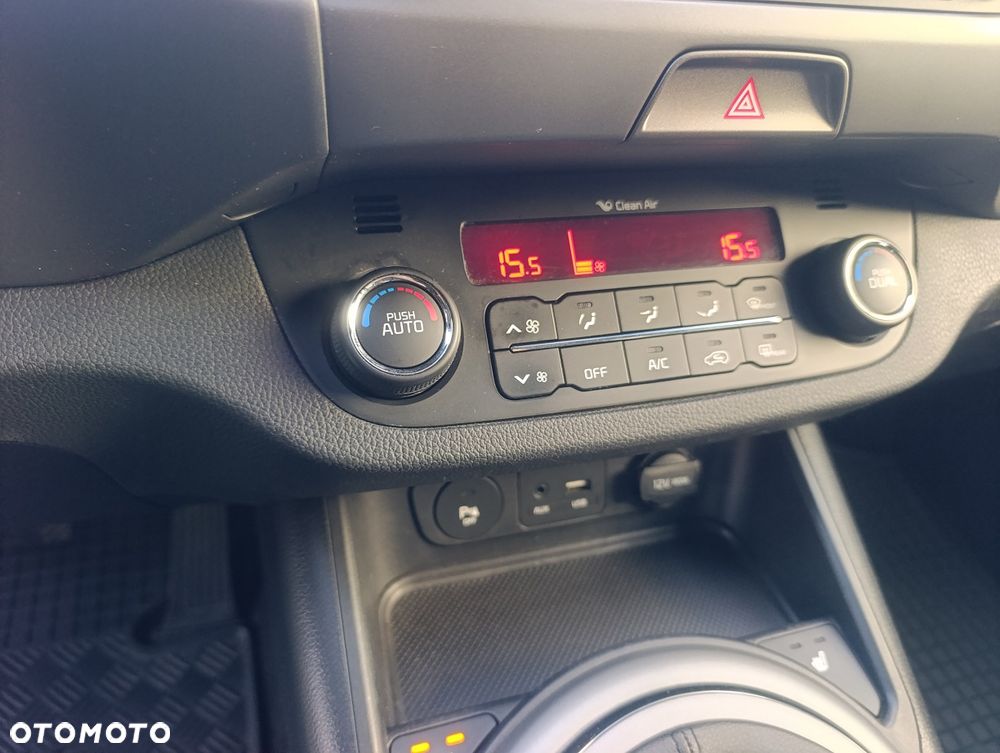 Kia Sportage 1.6 GDI Business Line M 2WD - 12