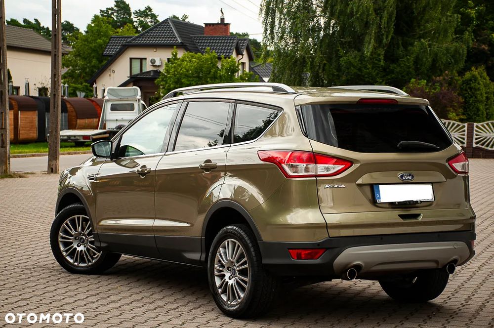Ford Kuga 2.0 TDCi 4x4 Titanium - 17