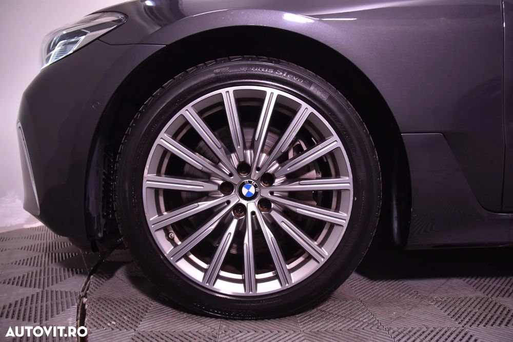 BMW Seria 6 640i xDrive MHEV - 13