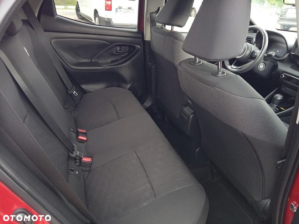 Toyota Yaris - 13