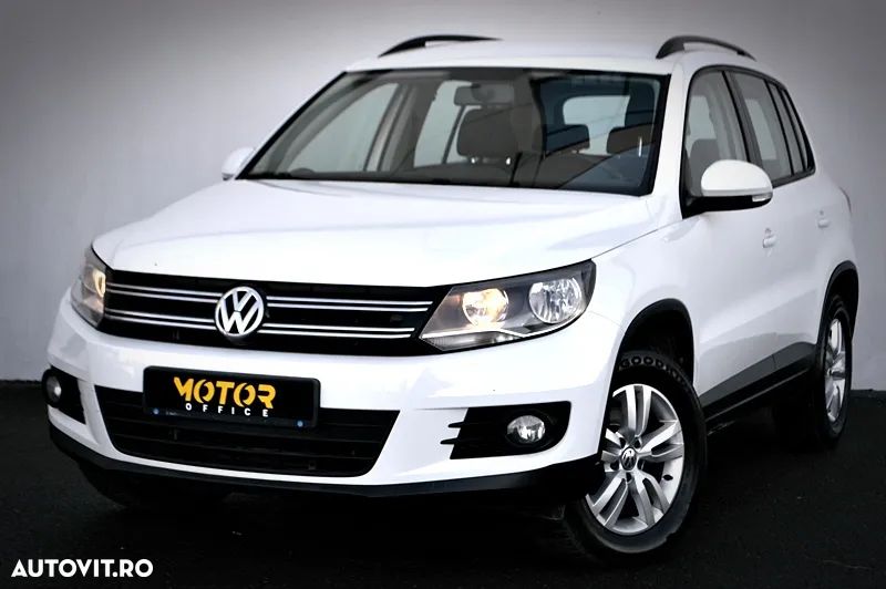 Volkswagen Tiguan - 1