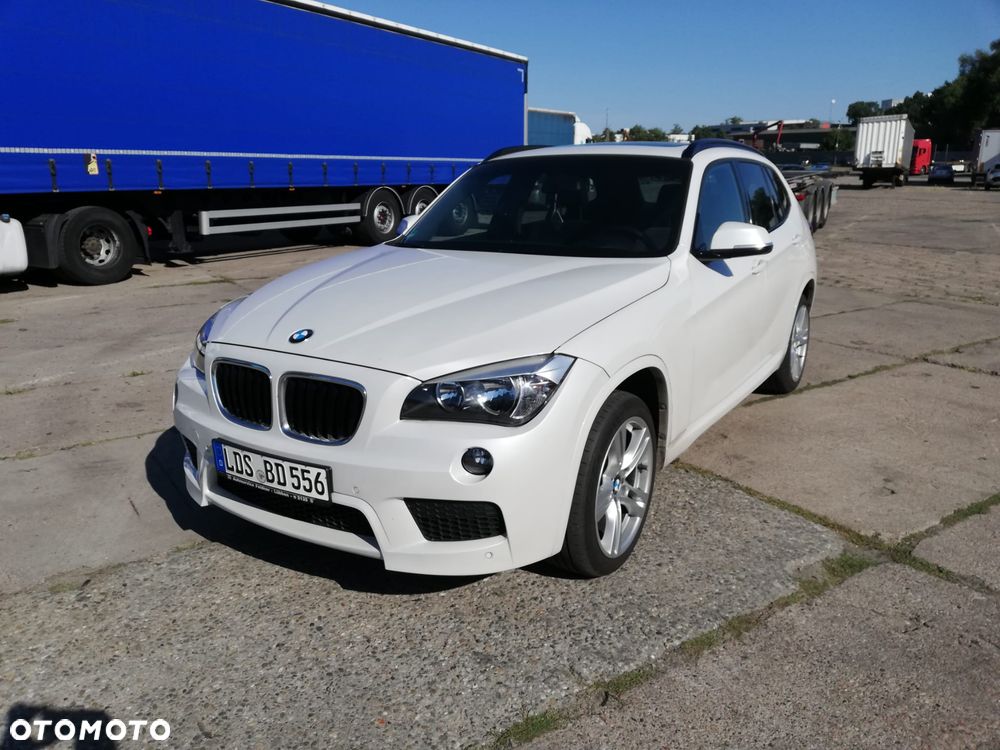BMW X1 xDrive20d Sport Line - 2