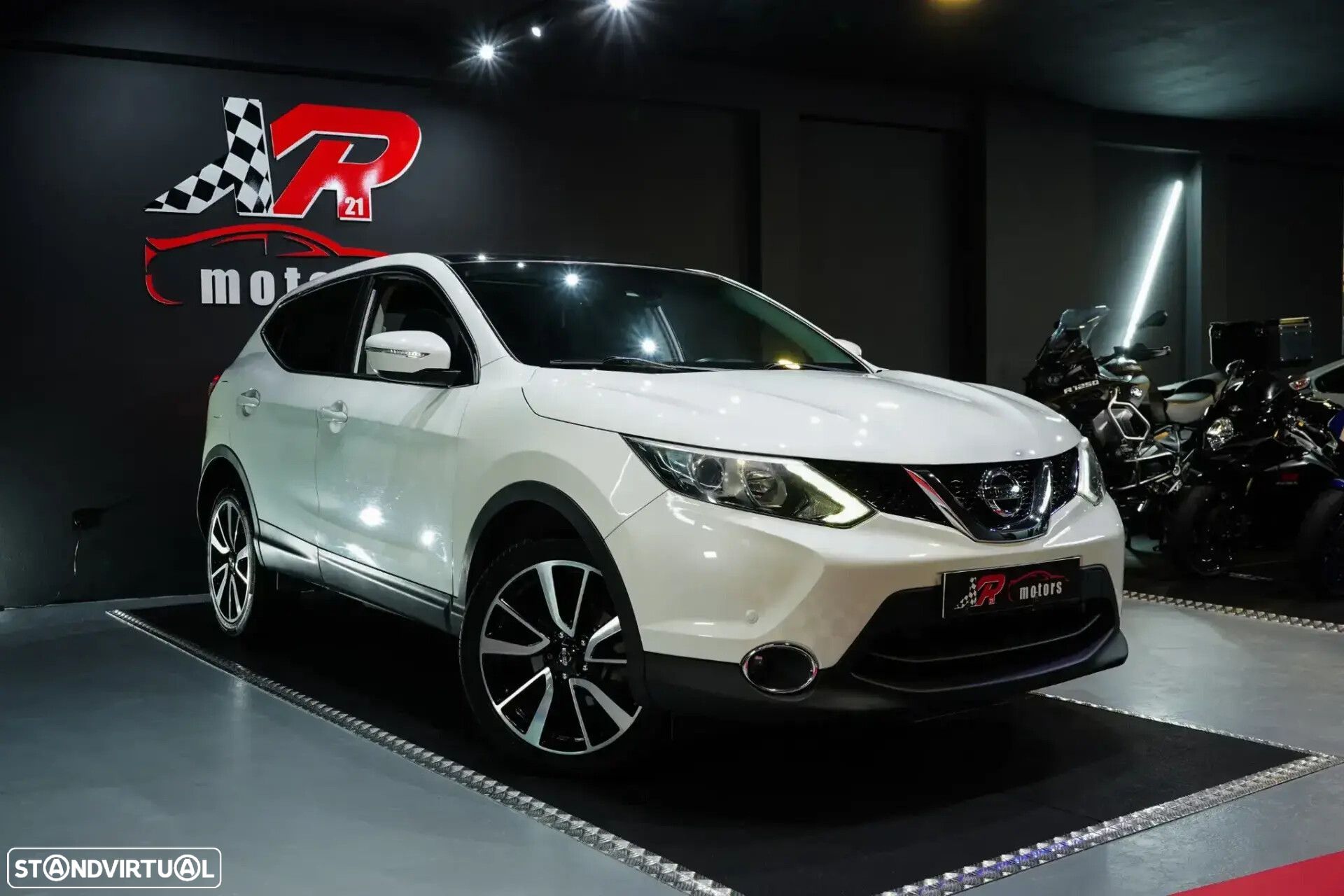 Nissan Qashqai - 1