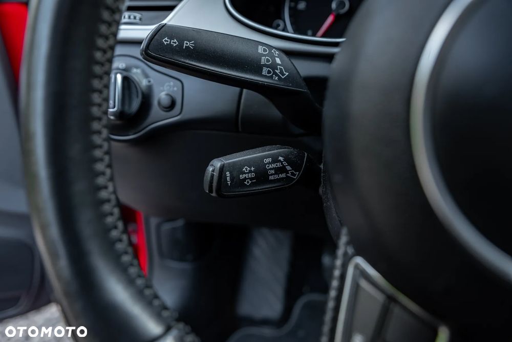 Audi A4 3.0 TDI DPF S line Sportpaket - 29