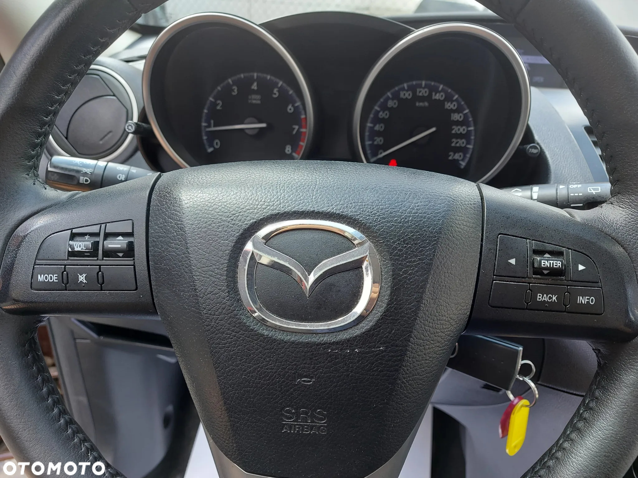 Mazda 3 1.6 Exclusive - 28