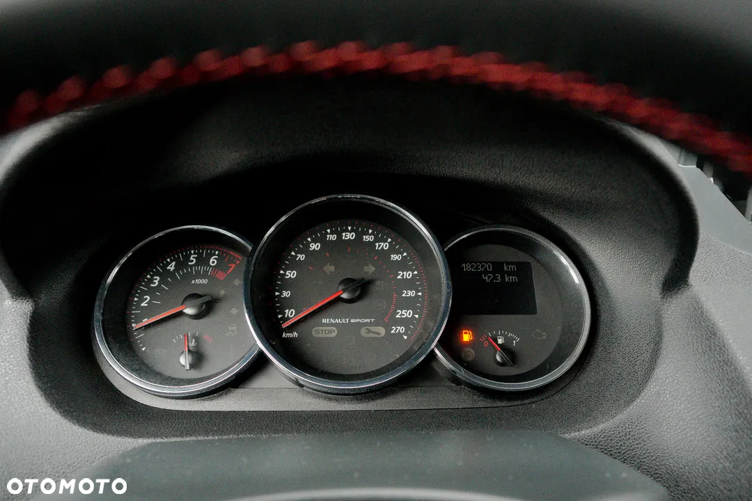Renault Megane GT 220 - 19