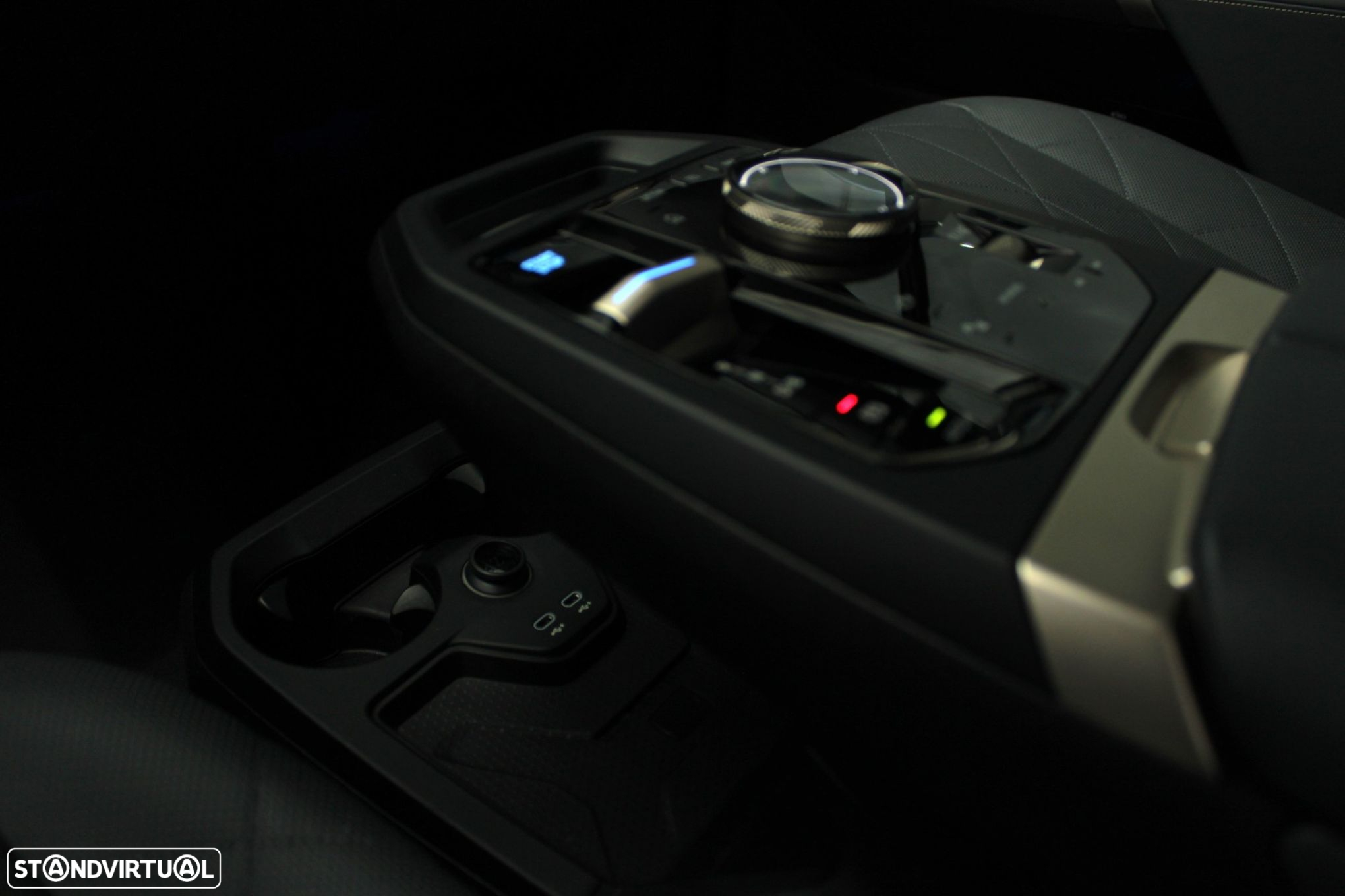 BMW iX xDrive 50 Pack Desportivo - 47