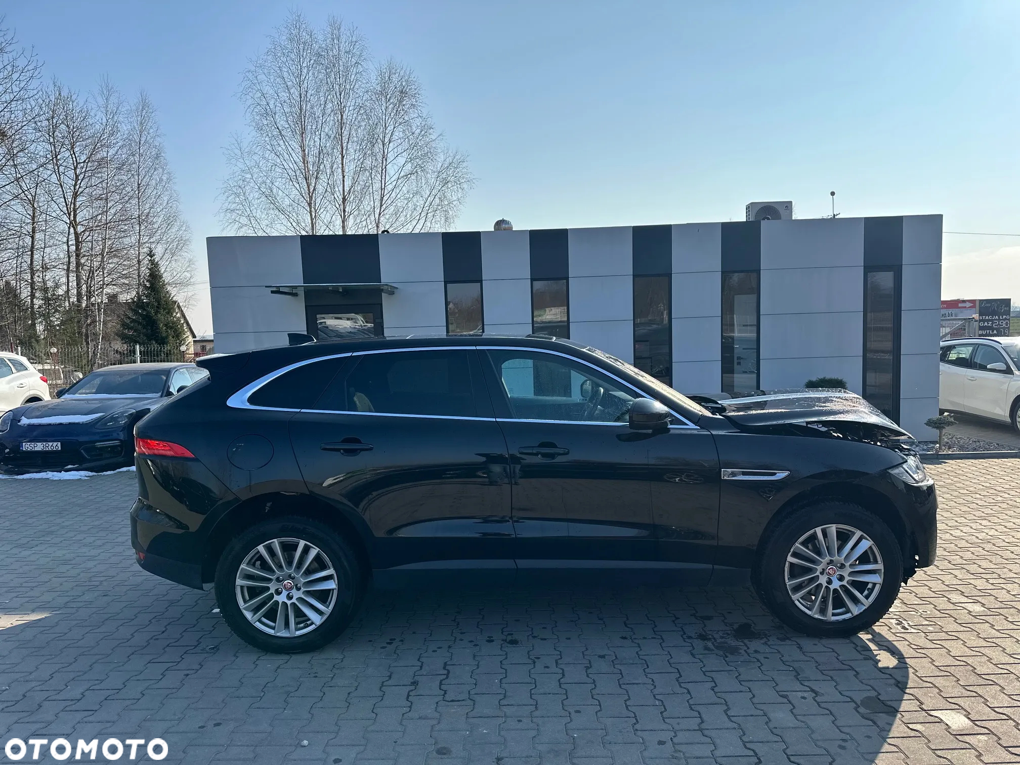 Jaguar F-Pace - 4