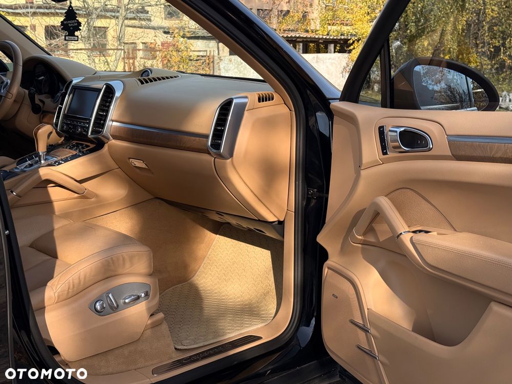 Porsche Cayenne S Tiptronic S - 11