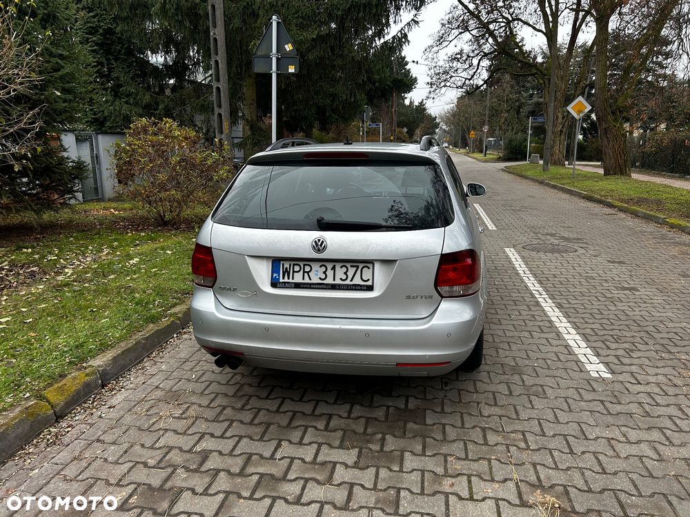 Volkswagen Golf 2.0 TDI Highline - 4