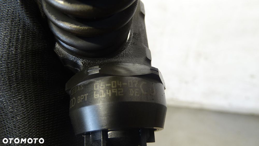 POMPOWTRYSK VOLKSWAGEN GOLF V 2.0SDI 038130073AS - 10