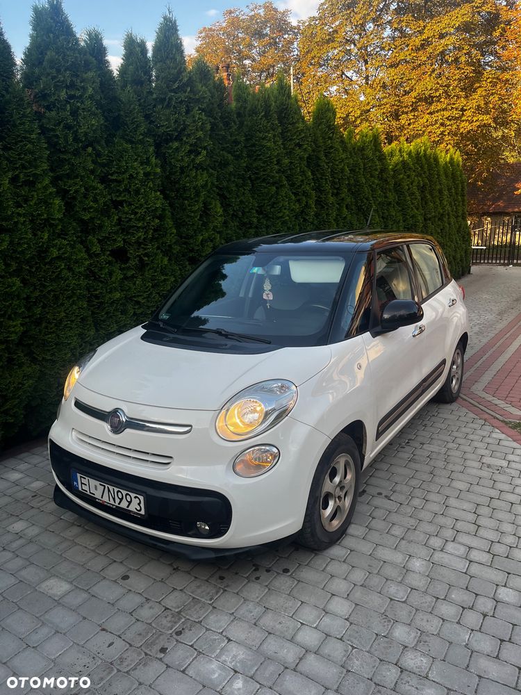 Fiat 500L 2012 photo 2
