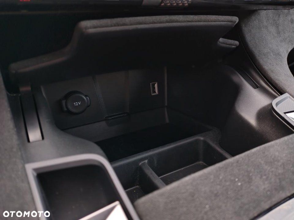 DS Automobiles DS 7 Crossback - 38