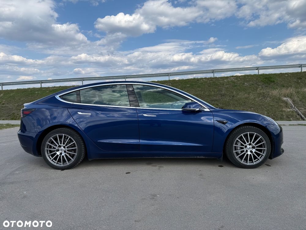 Tesla Model 3 Standard Range Plus - 8