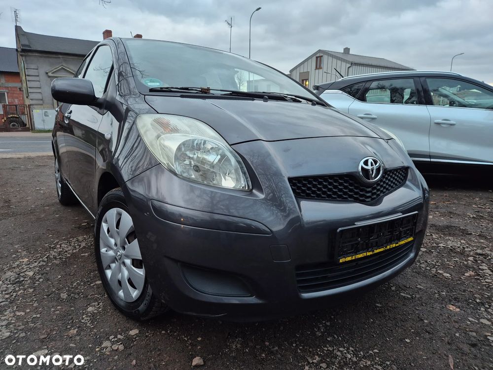 Toyota Yaris 1.33 VVT-i Sol - 1
