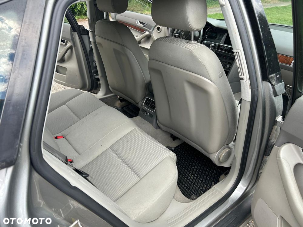 Audi A6 Limousine 2.4 - 21
