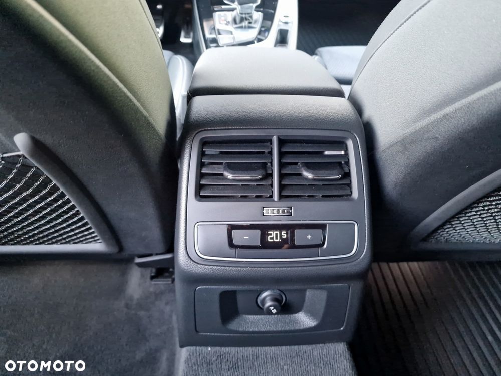 Audi A4 Avant 2022