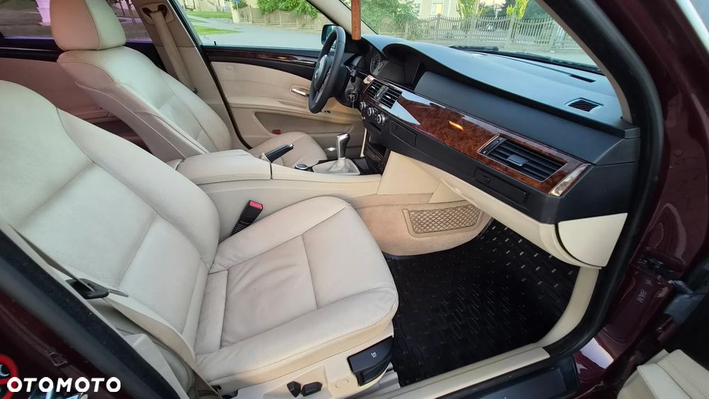 BMW Seria 5 520d Special Edition - 20