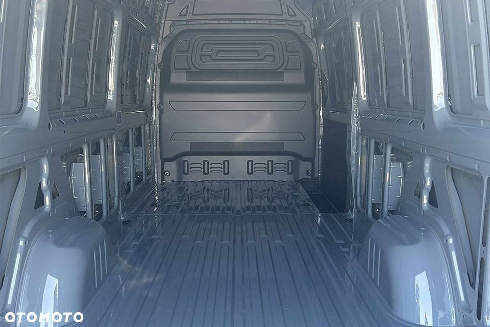 Mercedes-Benz Sprinter 317 CDI PRO Długi 9G-Tronic 2.0 170KM - 7