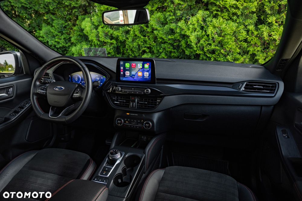 Ford Kuga 2.5 Duratec PHEV ST-LINE - 18