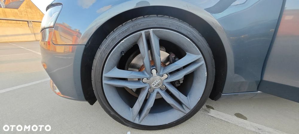 Audi A4 Limousine - 16