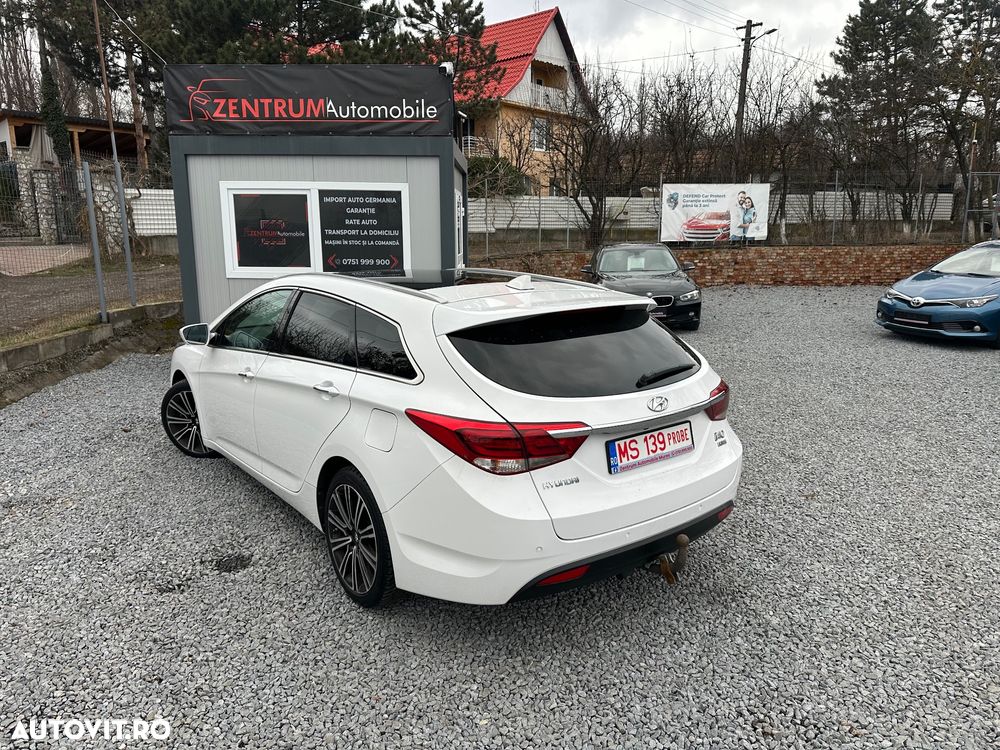 Hyundai i40 Kombi 1.7 CRDi DCT Premium - 4
