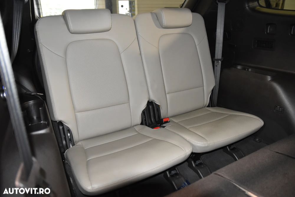 Hyundai Santa Fe 2.2 CRDi 4WD 7 seats Luxury+ - 14