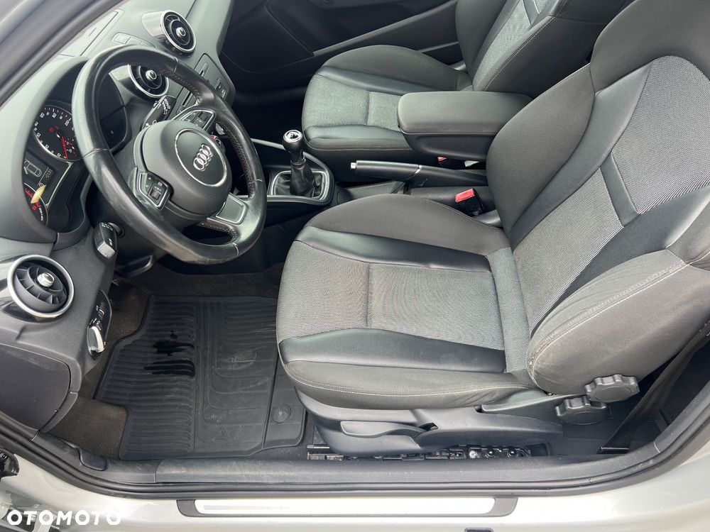 Audi A1 3-drzwiowe 1.2 TFSI S line edition - 10