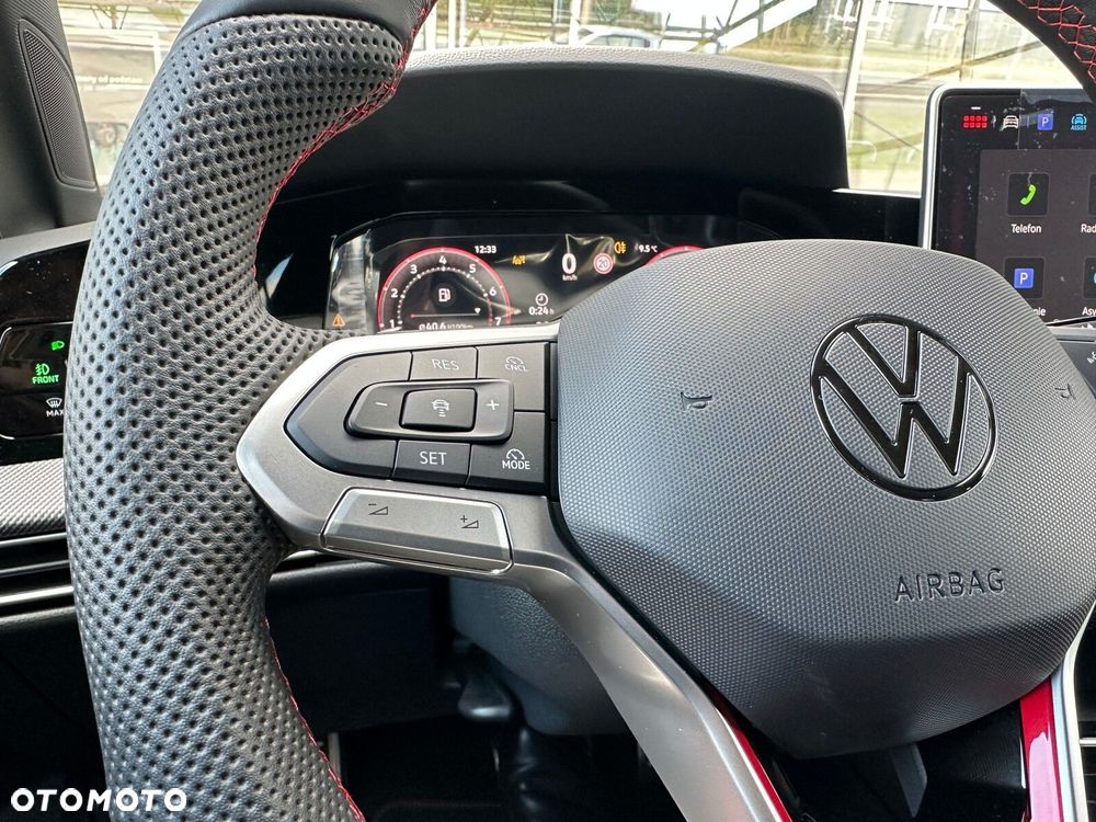 Volkswagen Golf - 17
