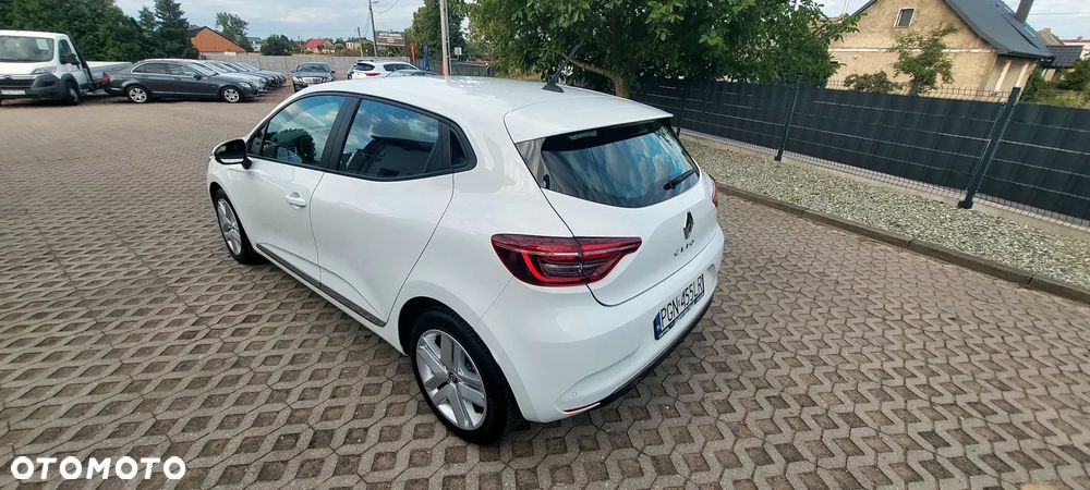 Renault Clio - 21