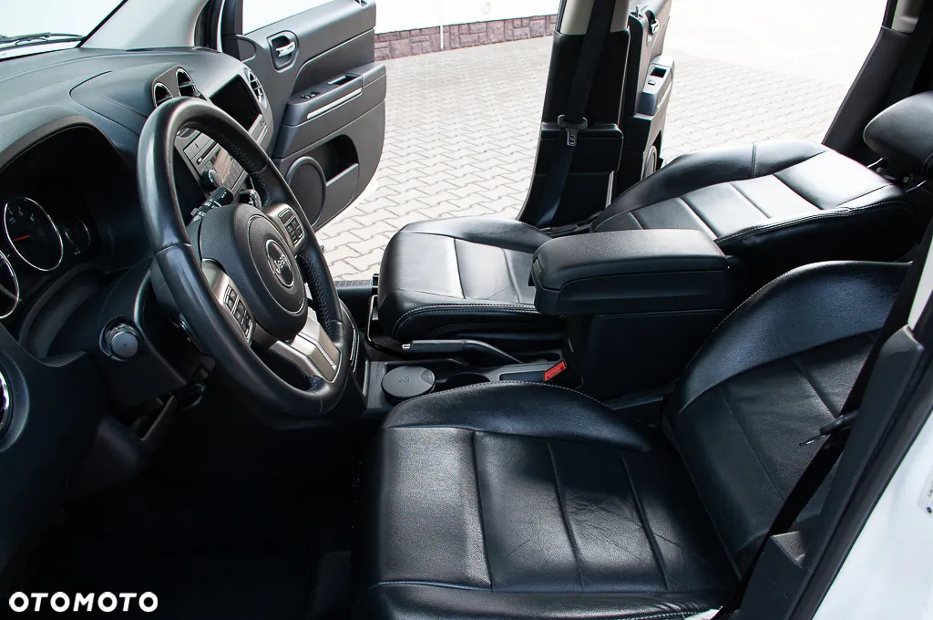Jeep Compass 2.4I 4x4 Automatik Limited - 28