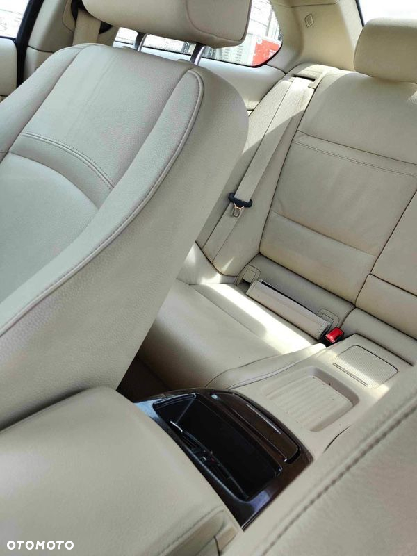BMW Seria 3 335i - 11
