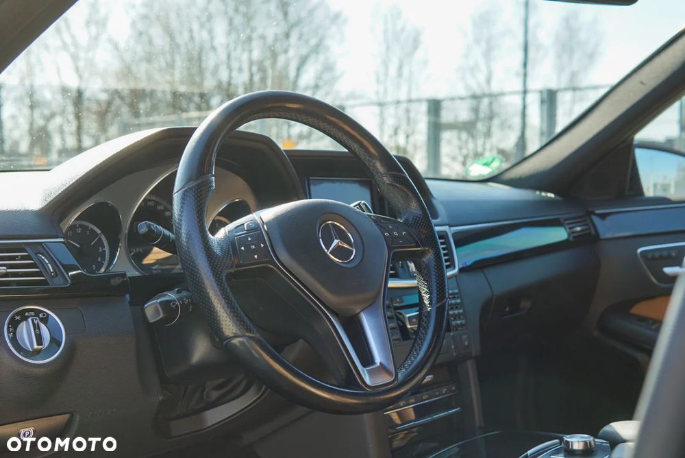 Mercedes-Benz Klasa E - 12