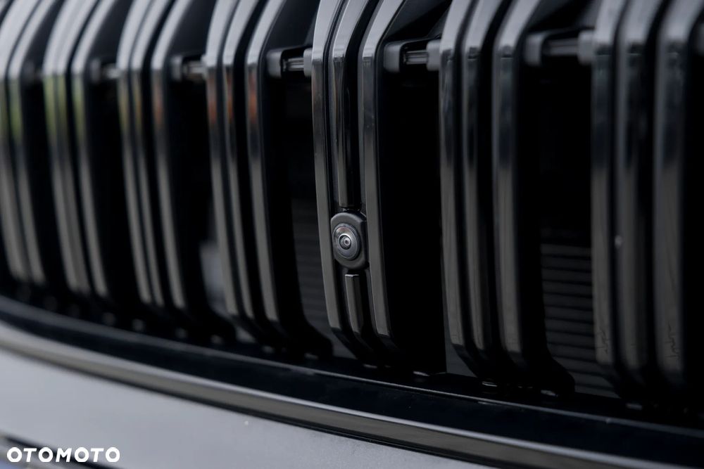 Skoda Kodiaq 2.0 TDI 4x4 Sportline DSG - 4