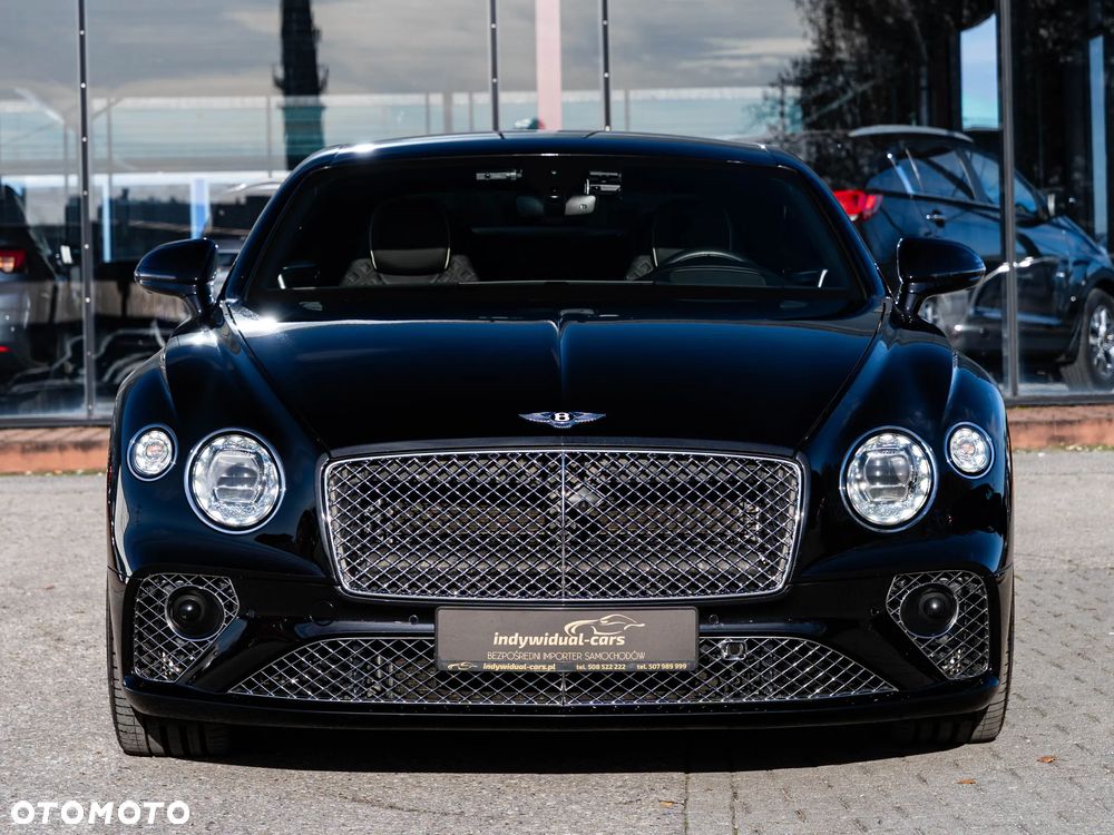 Bentley Continental GT - 15
