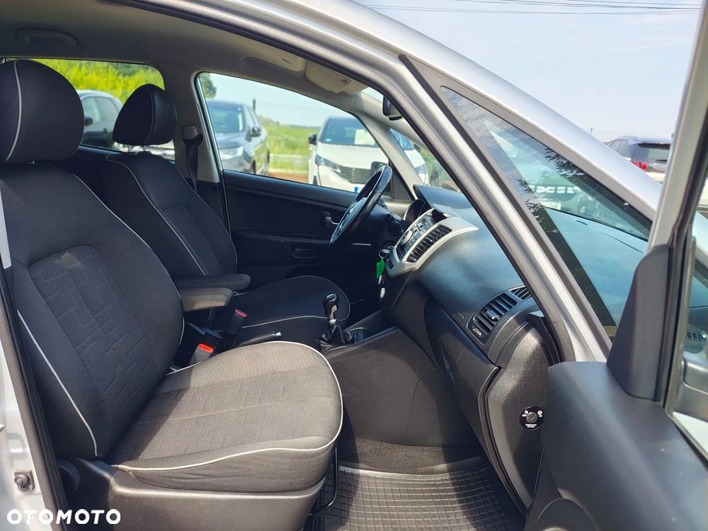 Kia Venga 1.6 CVVT Mind - 18