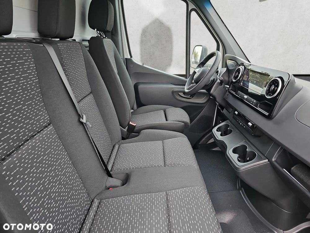 Mercedes-Benz SPRINTER 317 CDI PRO SKRZYNIA - 13