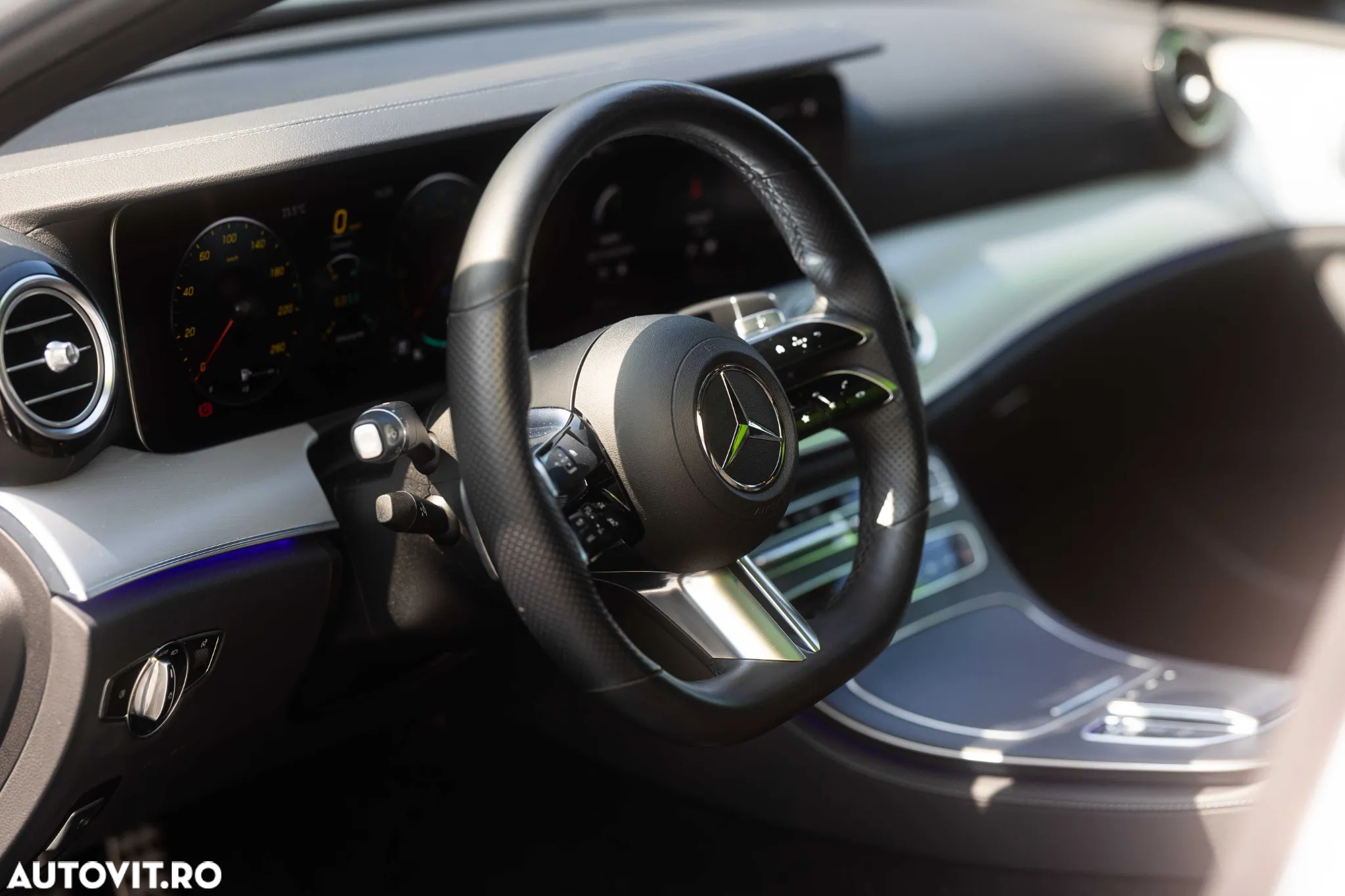 Mercedes-Benz E 300 de 4MATIC Aut. - 13