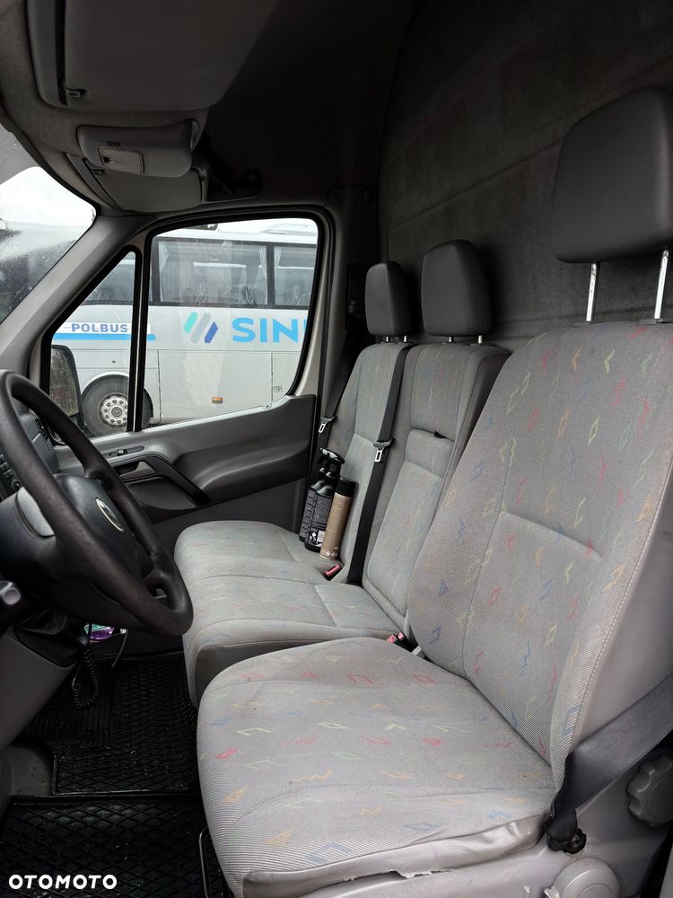 Volkswagen Crafter - 11
