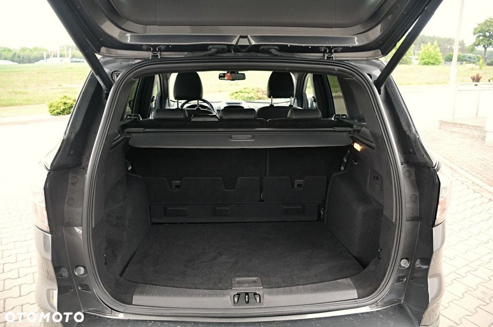 Ford Kuga - 27
