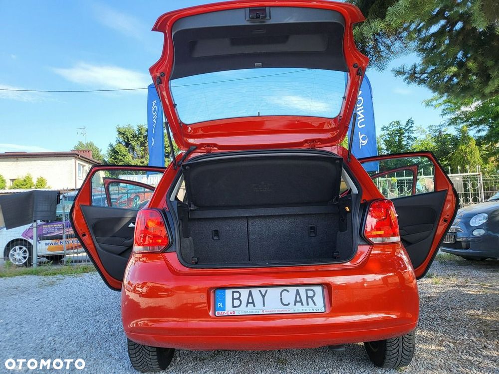 Volkswagen Polo - 10