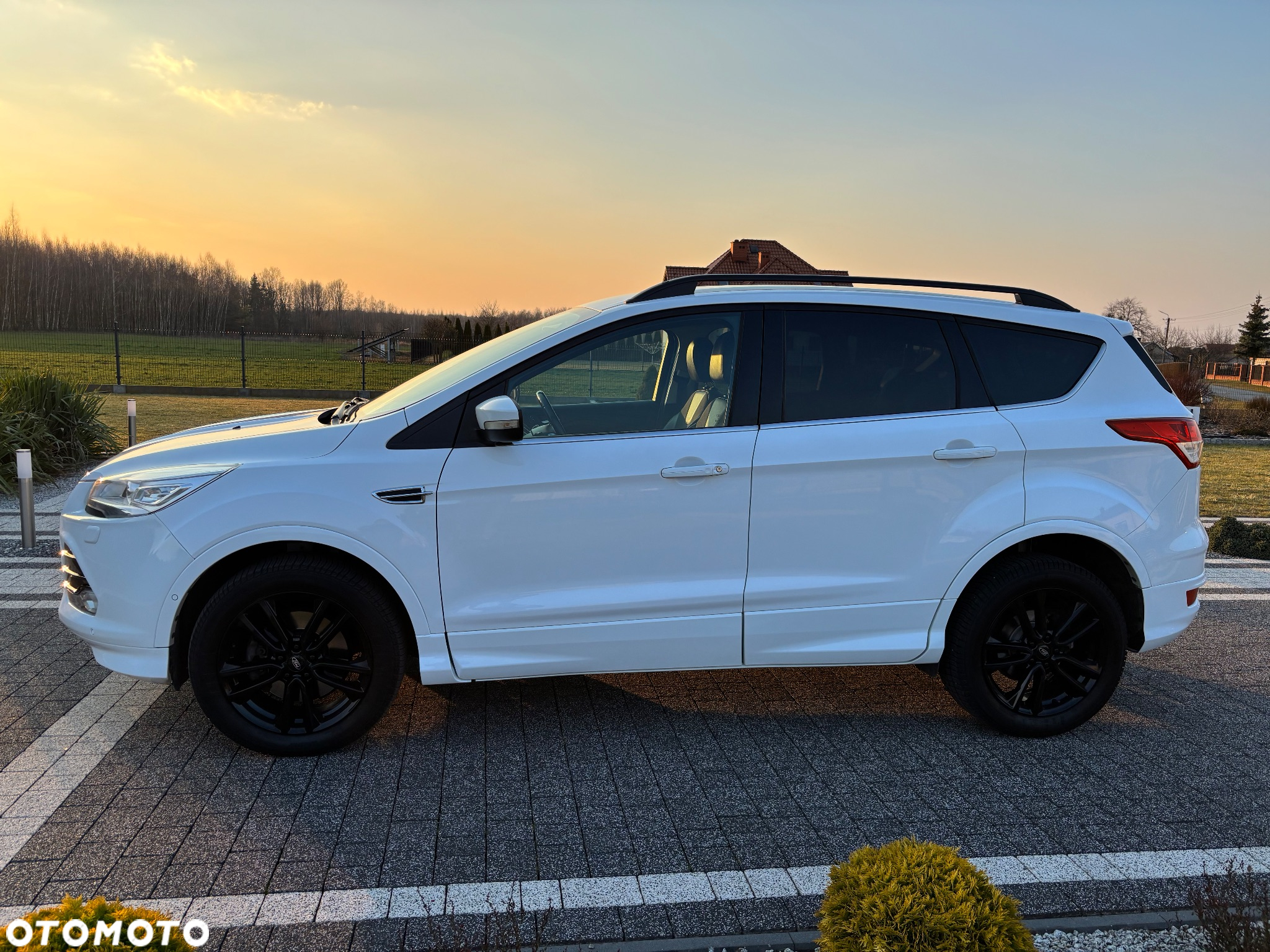 Ford Kuga 2.0 TDCi 4x4 Individual - 14