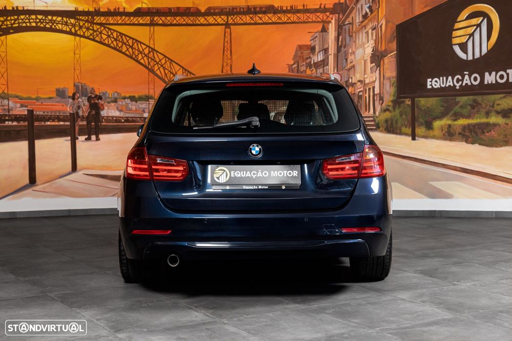 BMW 318 d Touring Line Sport - 4