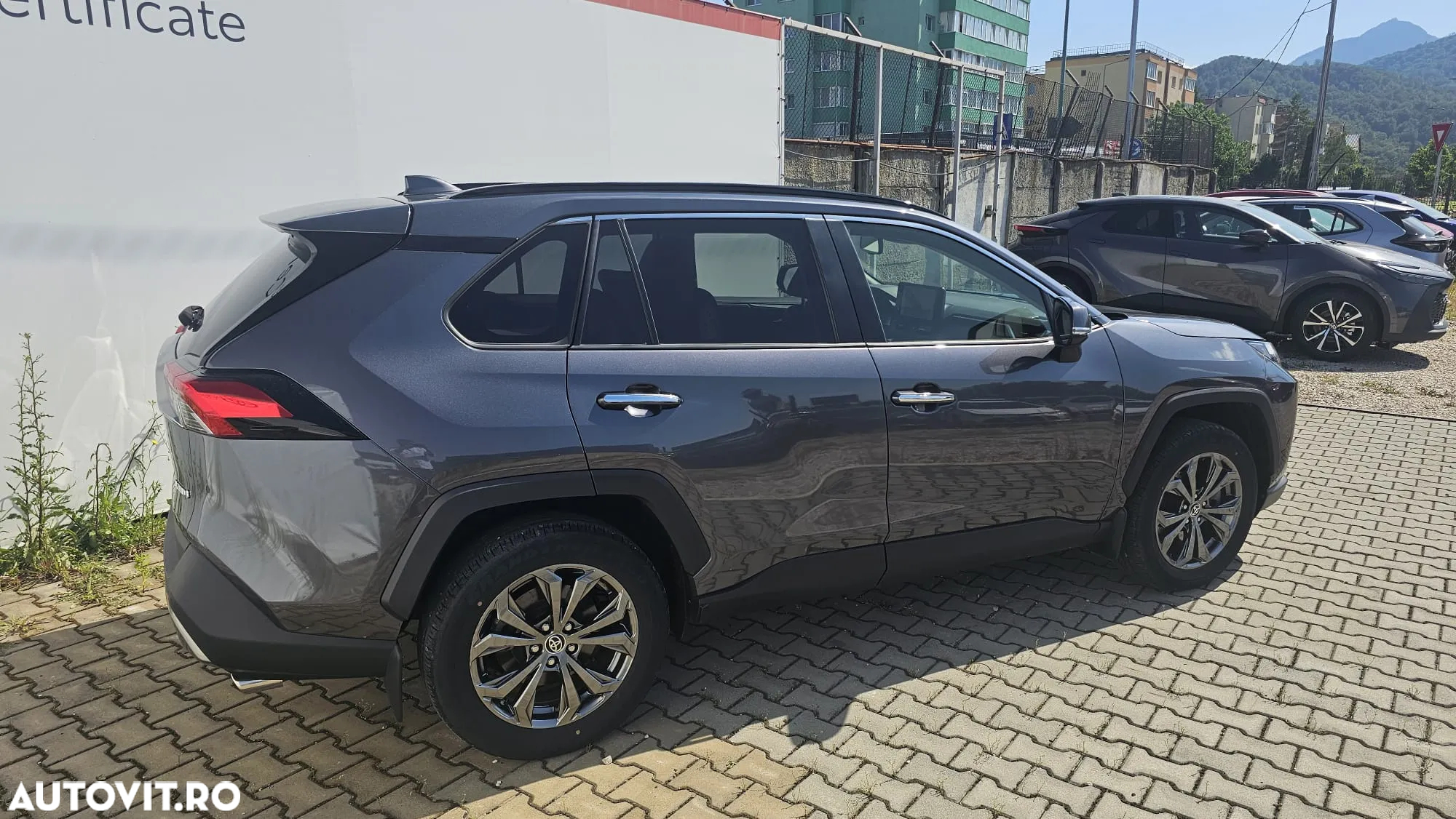 Toyota RAV4 2.5 Hybrid VVT-iE 4x4 Luxury - 4