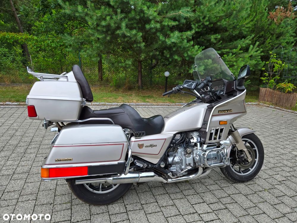 Honda GL - 6