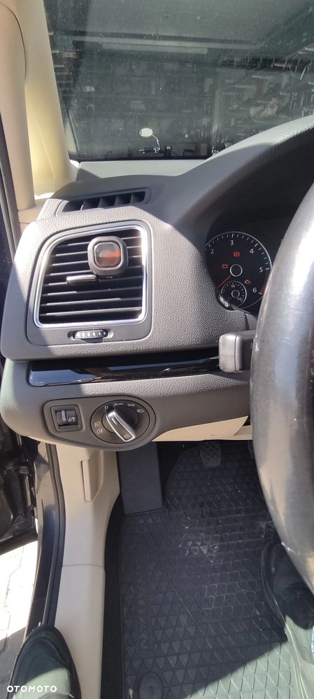 Volkswagen Sharan 2.0 TDI BMT Highline - 8