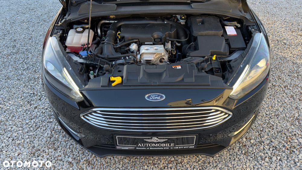 Ford Focus Turnier 1.0 EcoBoost Start-Stopp-System Titanium - 24