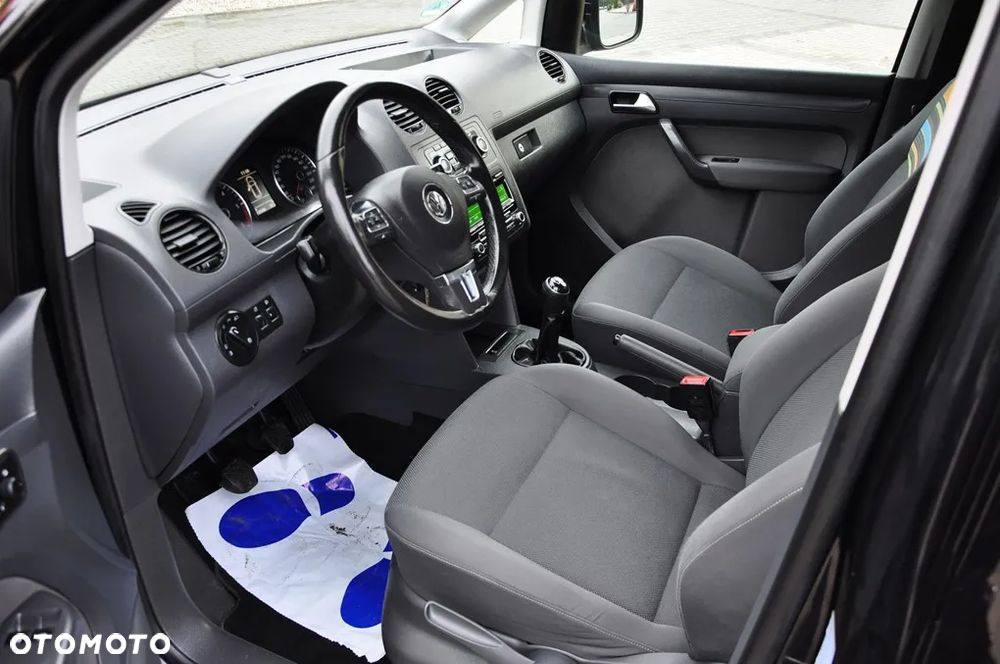 Volkswagen Caddy 1.6 (7-Si.) Edition 30 - 32