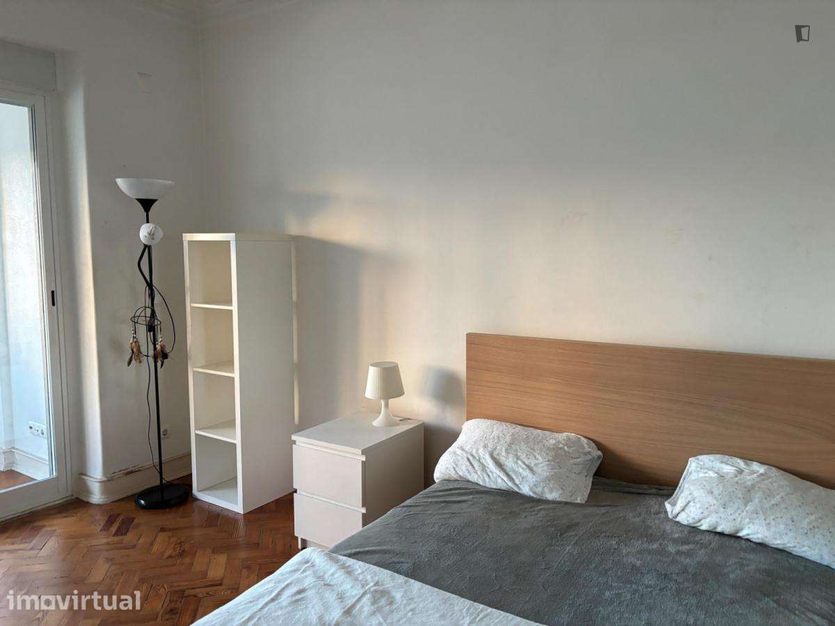 Quarto - localizado em Alvalade Lisbon - Grande imagem: 2/23
