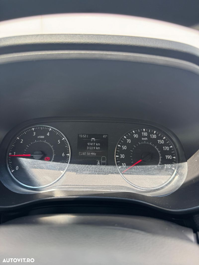 Dacia Sandero - 11